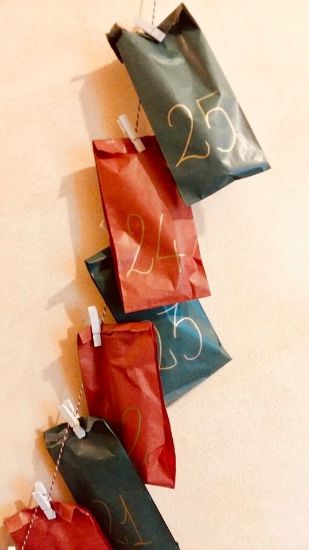 Immagine di CALENDARIO AVVENTO GOLOSO X CANI ADULTI 10-80 kg  GRAIN FREE- MODELLO DA APPENDERE
